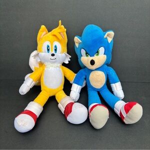 Sonic 3 movie plush jakks pacific sonic and tails EUC 9in